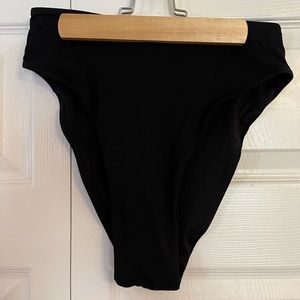 Toluca Black Cora Midi Plus Bottoms